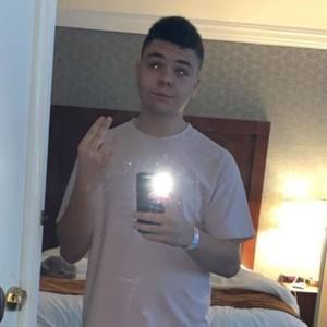 Meet your Posher, Reese